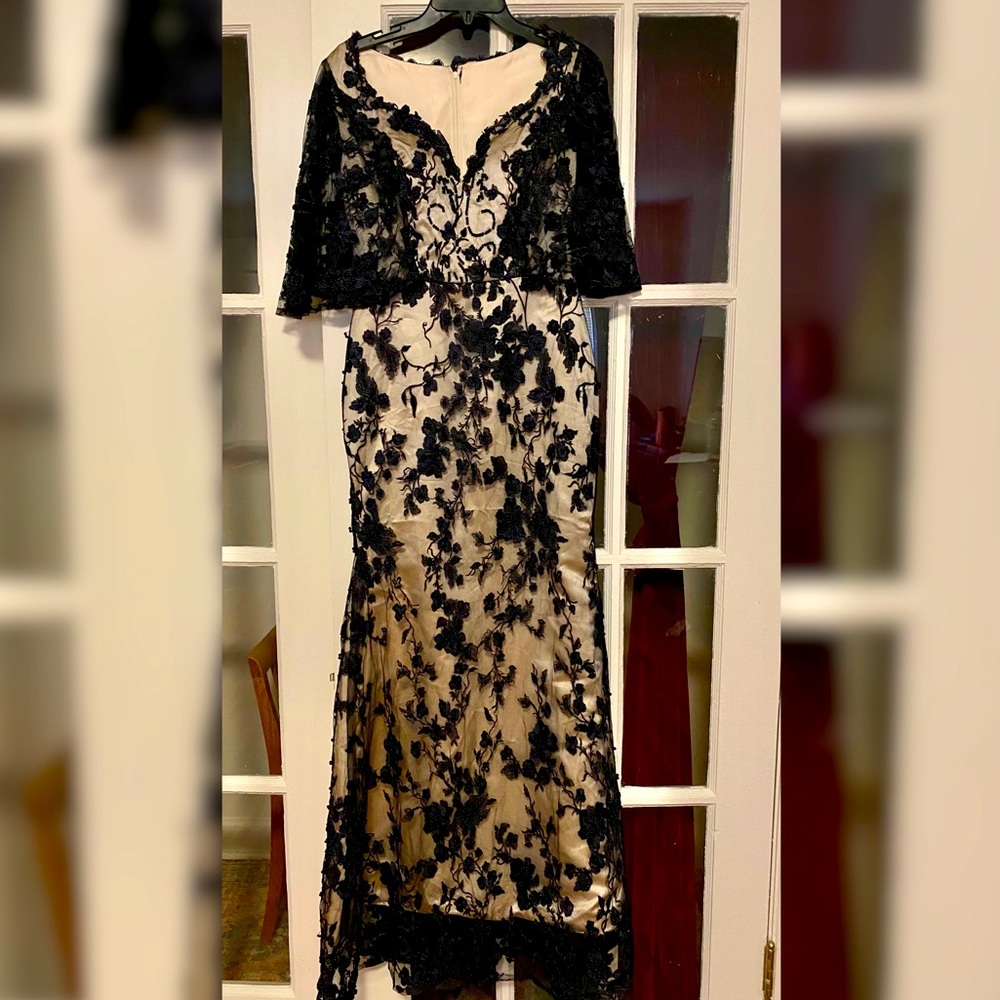 Lacey Black Long Dress
